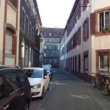 Apartment Charmant Studio A